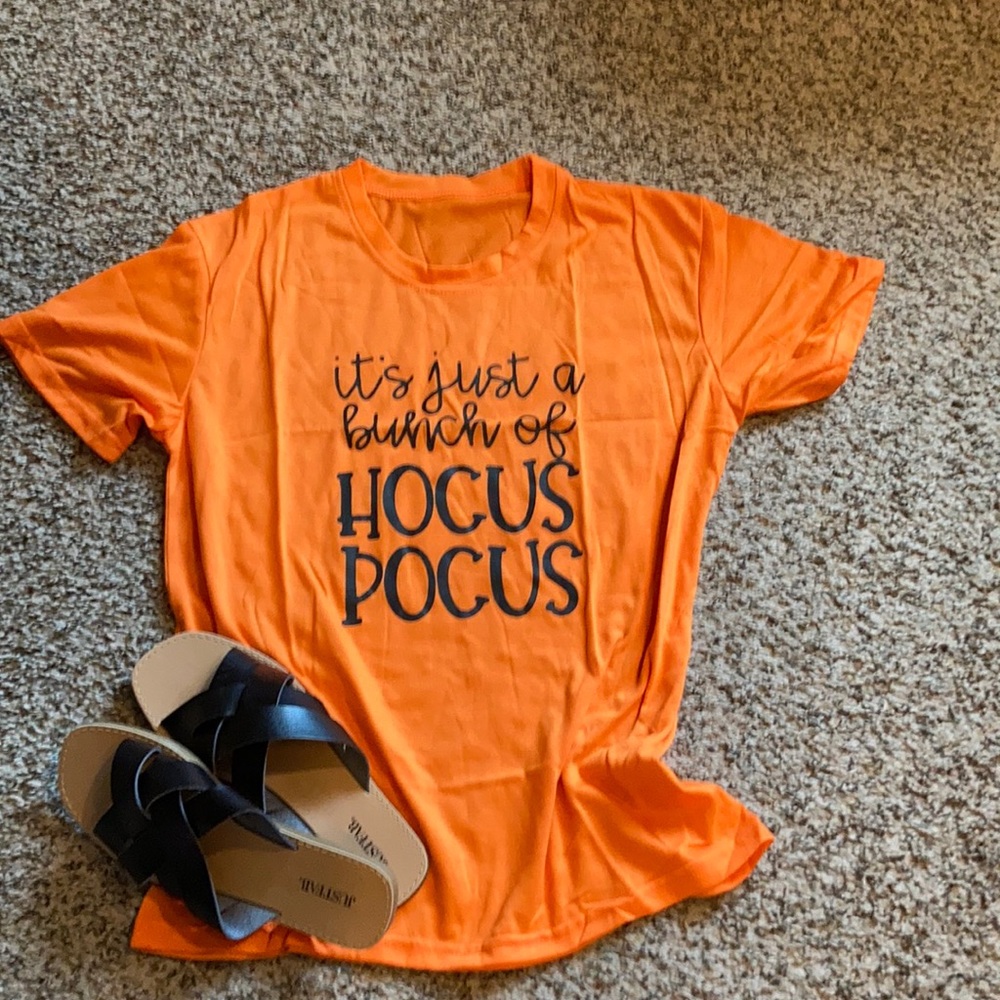 NWT hocus pocus shirt! 🎃